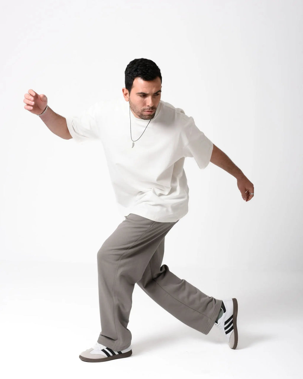 Oversized white T-shirt